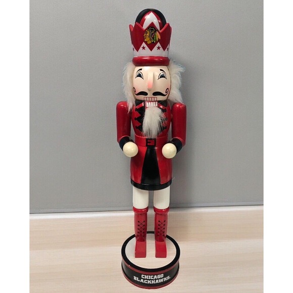 Forever Collectibles NHL Chicago Blackhawks Nutcracker Man Cave Decor 14" - Picture 1 of 9